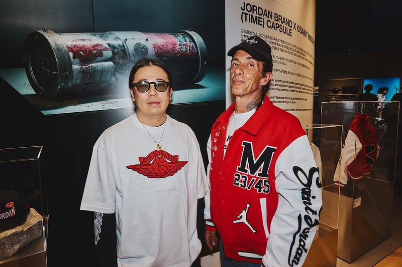 Jordan × SAINT Mxxxxxx 1