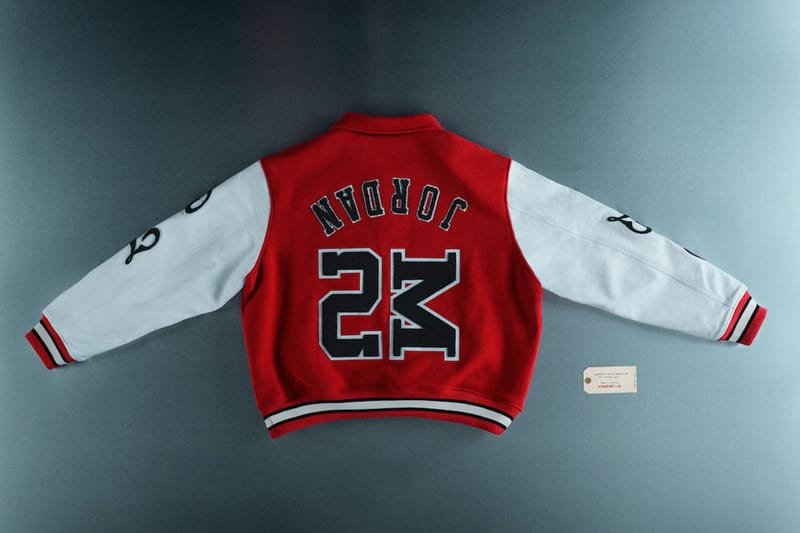 Jordan × SAINT Mxxxxxx 4