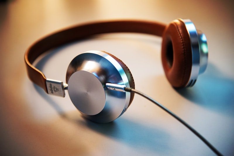 Spotify ファミリー vs Apple Music ファミリー|30代男はどちらを選ぶべきか