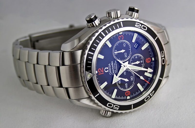 OMEGA Seamaster Diver 300M 007 “First Light”|ジェームズ・ボンド着用モデルの新クロノグラフ
